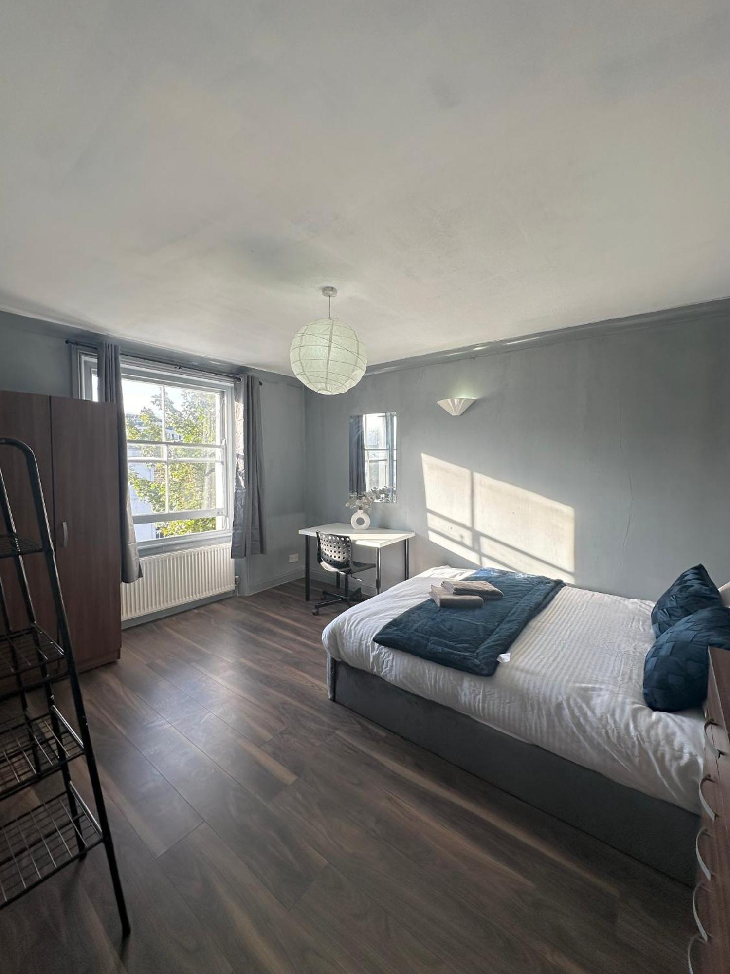 Luxury Room In A 4 Bedroom Flat! 4 Minutes Walk To Kingscross, St Pancras Лондон Экстерьер фото