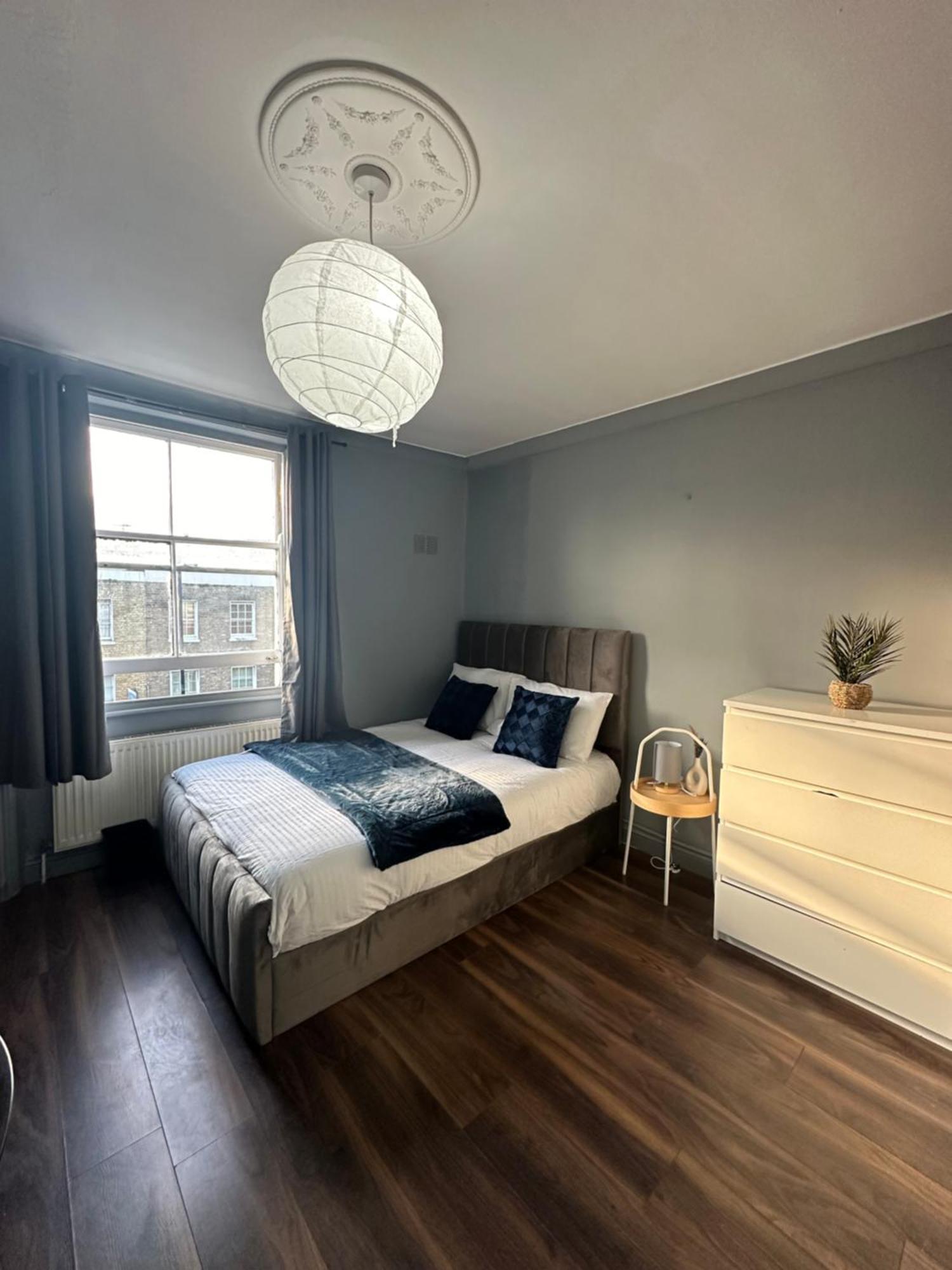 Luxury Room In A 4 Bedroom Flat! 4 Minutes Walk To Kingscross, St Pancras Лондон Экстерьер фото